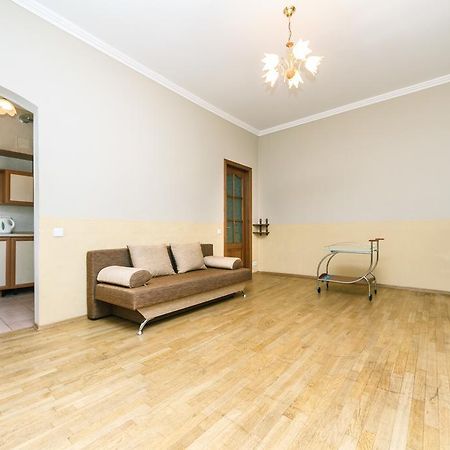 Apartment On Khreshchatyk Kiev Luaran gambar